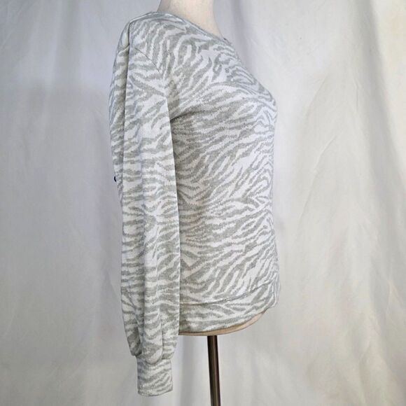 Ellen Tracy Silver Zebra Jacquard Cotton Blend Sweater Size Medium - Picture 4 of 9